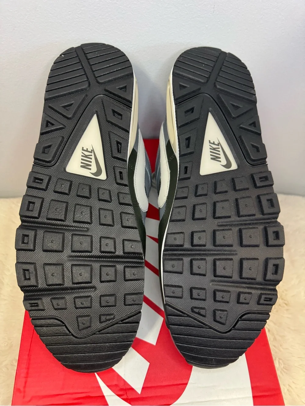 Nike Air Max Command- 12 men